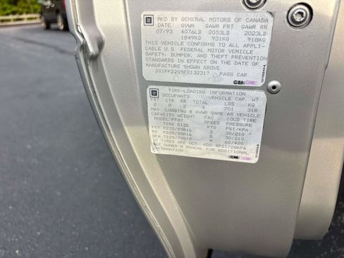 Used 1993 Chevrolet Camaro LT image 22