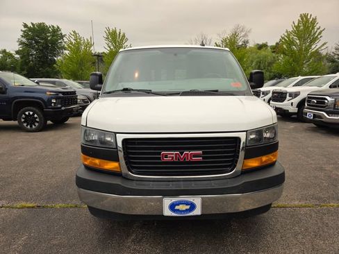 Used 2022 GMC Savana 2500 w/ Driver Convenience Package RWD image 6