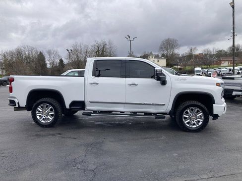 Used 2024 Chevrolet Silverado 3500 High Country image 5