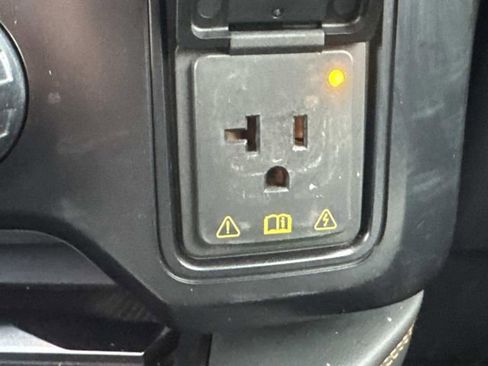 Used 2024 Ford F250 Platinum w/ FX4 Off-Road Package image 23