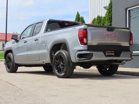 Used 2023 GMC Sierra 1500 Pro w/ Graphite Edition AWD/4WD image 10