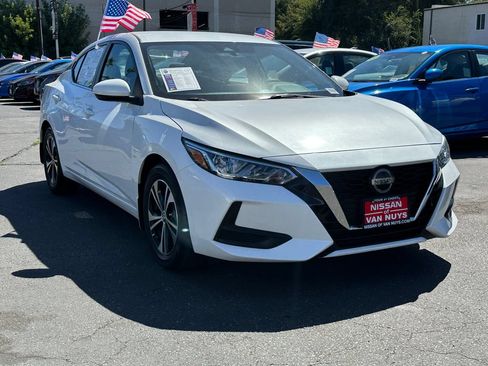 Used 2023 Nissan Sentra SV w/ All-Weather Package FWD image 9