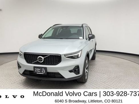 Certified 2026 Volvo XC40 B5 Plus w/ Protection Package Premier AWD/4WD image 7