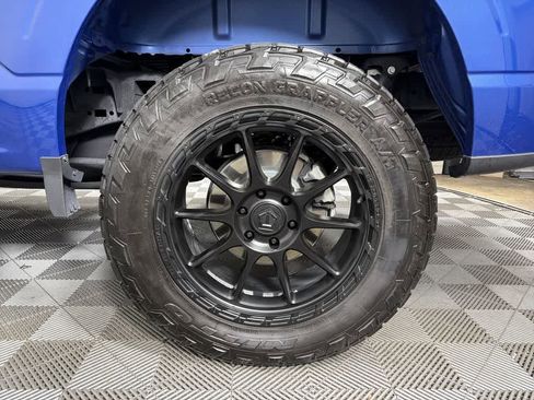 Used 2023 Ford F150 Lariat w/ Equipment Group 502A High image 17