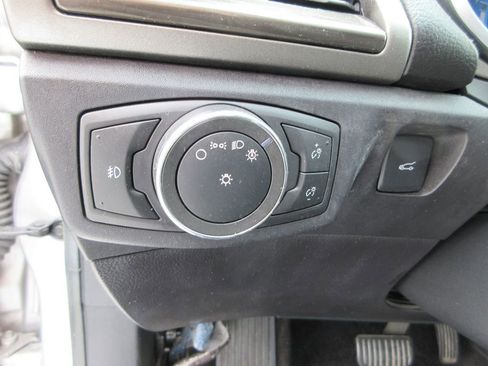 Used 2017 Ford Fusion Energi SE FWD image 23