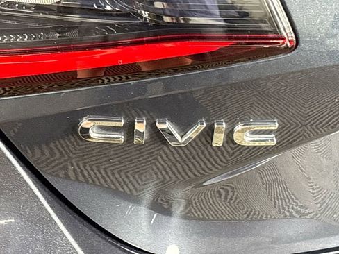 Certified 2024 Honda Civic EX-L image 25