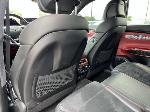 Used 2022 Genesis GV70 3.5T Sport w/ Sport Prestige Package AWD/4WD image 21