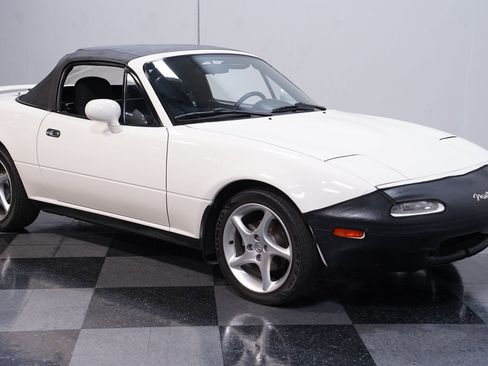 Used 1994 MAZDA MX-5 Miata image 13