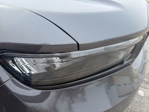 Used 2024 Jeep Grand Cherokee L Laredo image 7