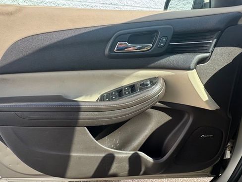 Used 2015 Chevrolet Malibu LTZ image 19