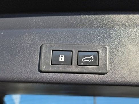 Used 2024 Subaru Ascent Onyx Edition Limited w/ Popular Package Onyx image 8