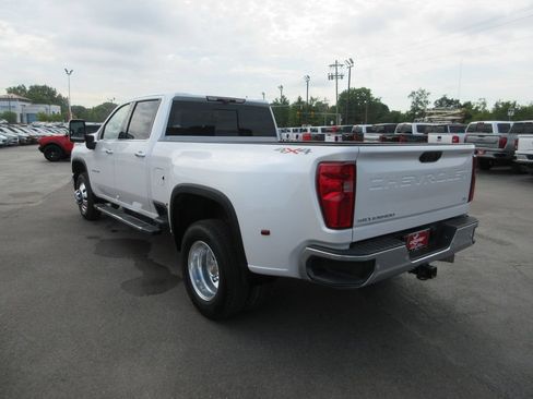 Certified 2024 Chevrolet Silverado 3500 LTZ w/ LTZ Convenience Package AWD/4WD image 10