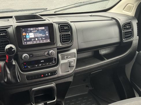 Used 2023 RAM ProMaster 2500 image 20