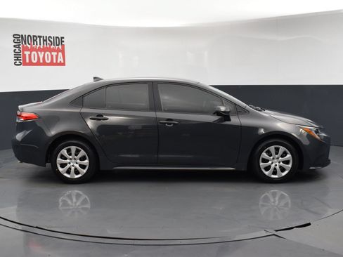 Used 2023 Toyota Corolla LE FWD image 5