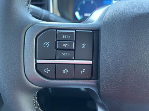 New 2026 Ford F250 Lariat w/ Chrome Package image 15