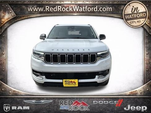 Used 2023 Jeep Wagoneer 4WD w/ Convenience Group I image 3
