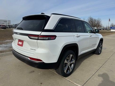 New 2026 Jeep Grand Cherokee Limited AWD/4WD image 7