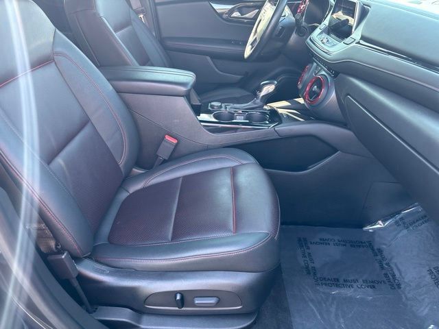 Used 2021 Chevrolet Blazer RS w/ Enhanced Convenience Package FWD image 12