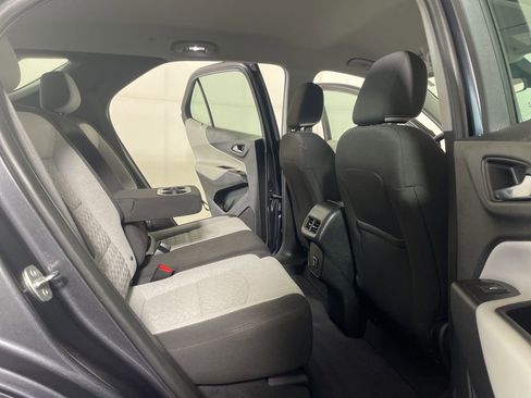 Used 2022 Chevrolet Equinox LS AWD/4WD image 22