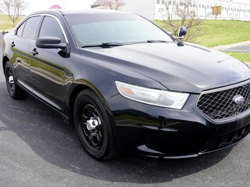 Used 2013 Ford Taurus Police Interceptor AWD image 3