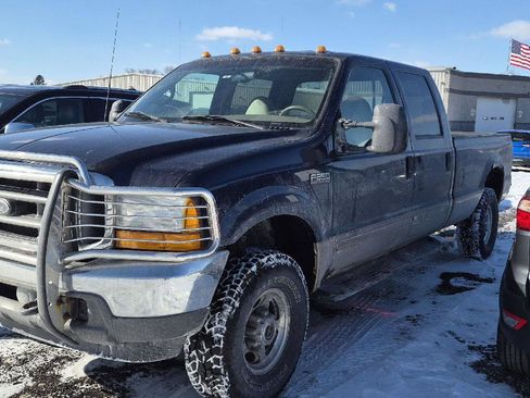 Used 2001 Ford F250 4x4 Crew Cab Super Duty image 1