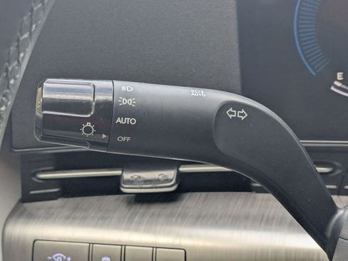Used 2024 Hyundai Kona SEL FWD image 16