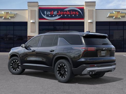 New 2026 Chevrolet Traverse Z71 w/ Enhanced Driving Package AWD/4WD image 3