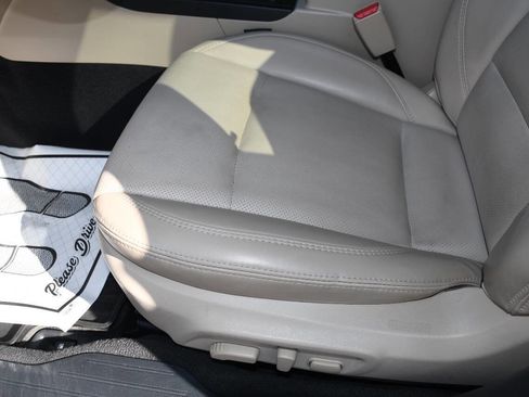 Used 2018 Subaru Outback 2.5i Limited image 13