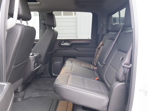 Used 2024 GMC Sierra 3500 Denali w/ Denali Reserve Package AWD/4WD image 19