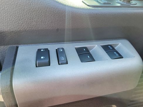 Used 2015 Ford F250 Lariat w/ Chrome Package image 18