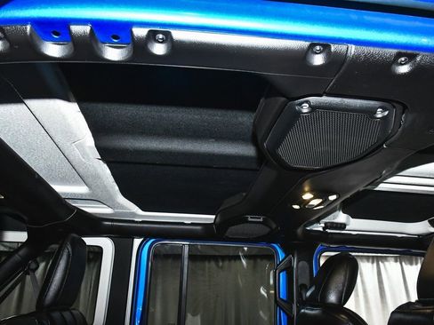 Used 2023 Jeep Wrangler Unlimited Rubicon 392 w/ Dual Top Group image 49