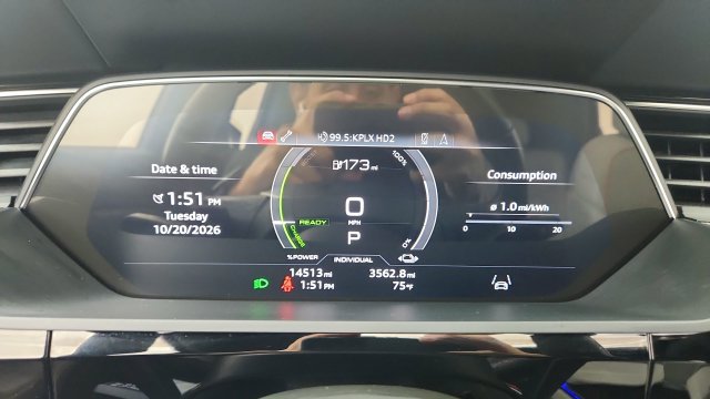 Used 2024 Audi Q8 e-tron Prestige w/ Prestige Package AWD/4WD image 55