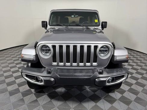 Used 2019 Jeep Wrangler Unlimited Sahara image 14