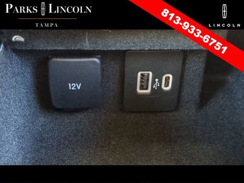 Certified 2022 Lincoln Corsair Standard w/ Equipment Group 101A image 23