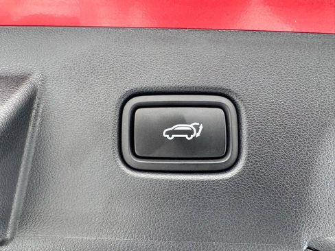 Used 2025 Hyundai Tucson SEL w/ Tow & Go Package image 35