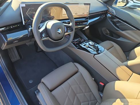 New 2026 BMW 530i xDrive image 9