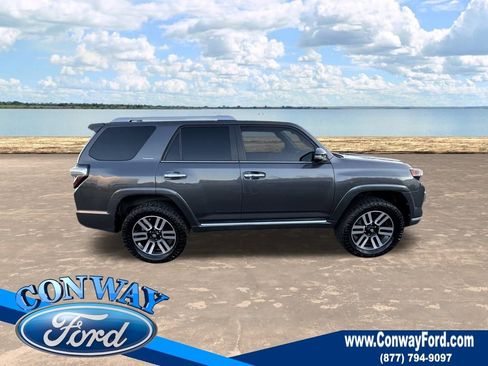 Used 2022 Toyota 4Runner Limited image 4