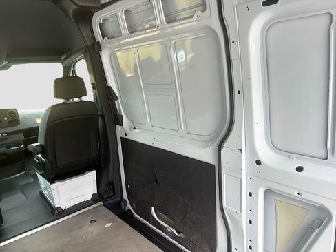 Used 2025 Mercedes-Benz Sprinter 2500 image 14