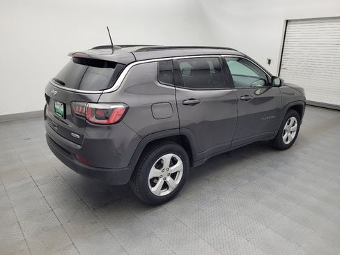 Used 2019 Jeep Compass Latitude w/ Cold Weather Group AWD/4WD image 10