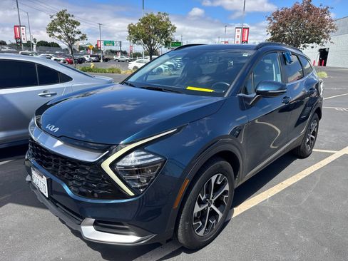 Used 2025 Kia Sportage EX w/ EX Premium Package AWD/4WD image 3