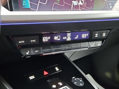 Used 2023 Audi Q4 e-tron Premium Plus w/ Premium Plus image 21