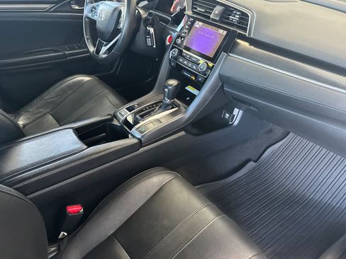 Used 2019 Honda Civic Sport Touring image 16