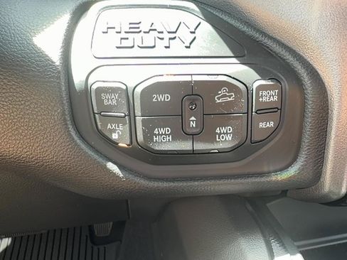Used 2025 RAM 2500 Power Wagon AWD/4WD image 33