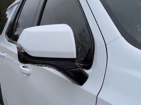 Used 2022 Chevrolet Tahoe RST w/ Luxury Package image 12