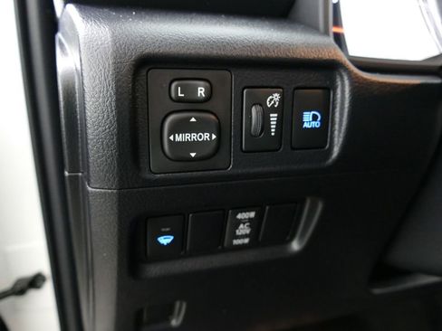 Used 2021 Toyota 4Runner TRD Off-Road Premium w/ Moonroof Package image 19