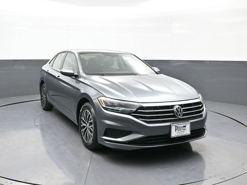 Used 2021 Volkswagen Jetta S image 3