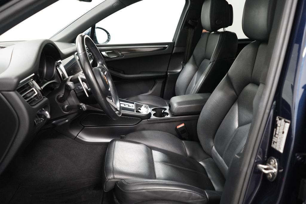Used 2023 Porsche Macan S AWD/4WD image 12