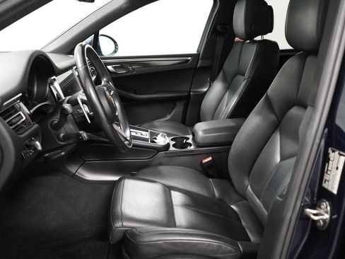 Used 2023 Porsche Macan S AWD/4WD image 12