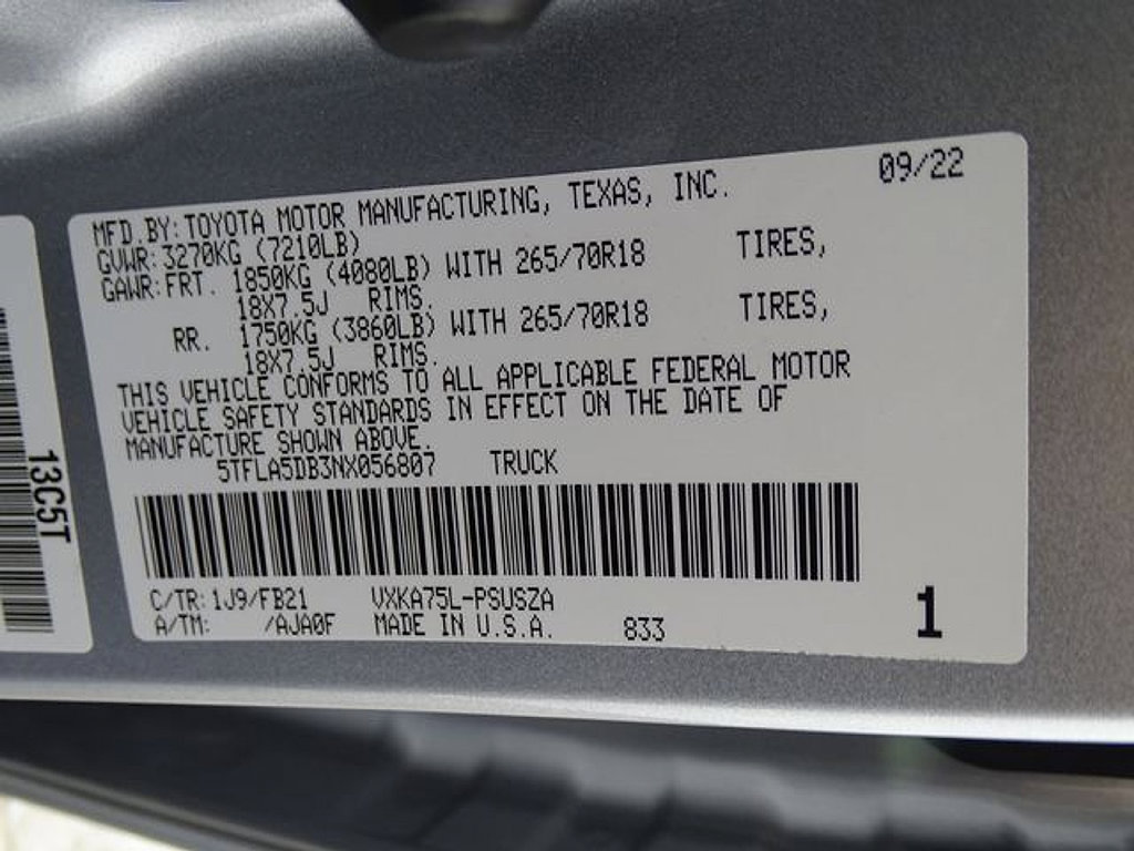 Used 2022 Toyota Tundra SR5 w/ SR5 Convenience Package AWD/4WD image 19