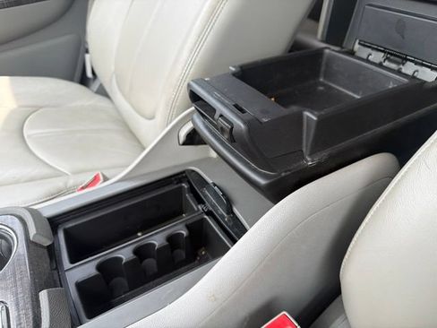 Used 2017 GMC Acadia Limited SLT FWD image 36
